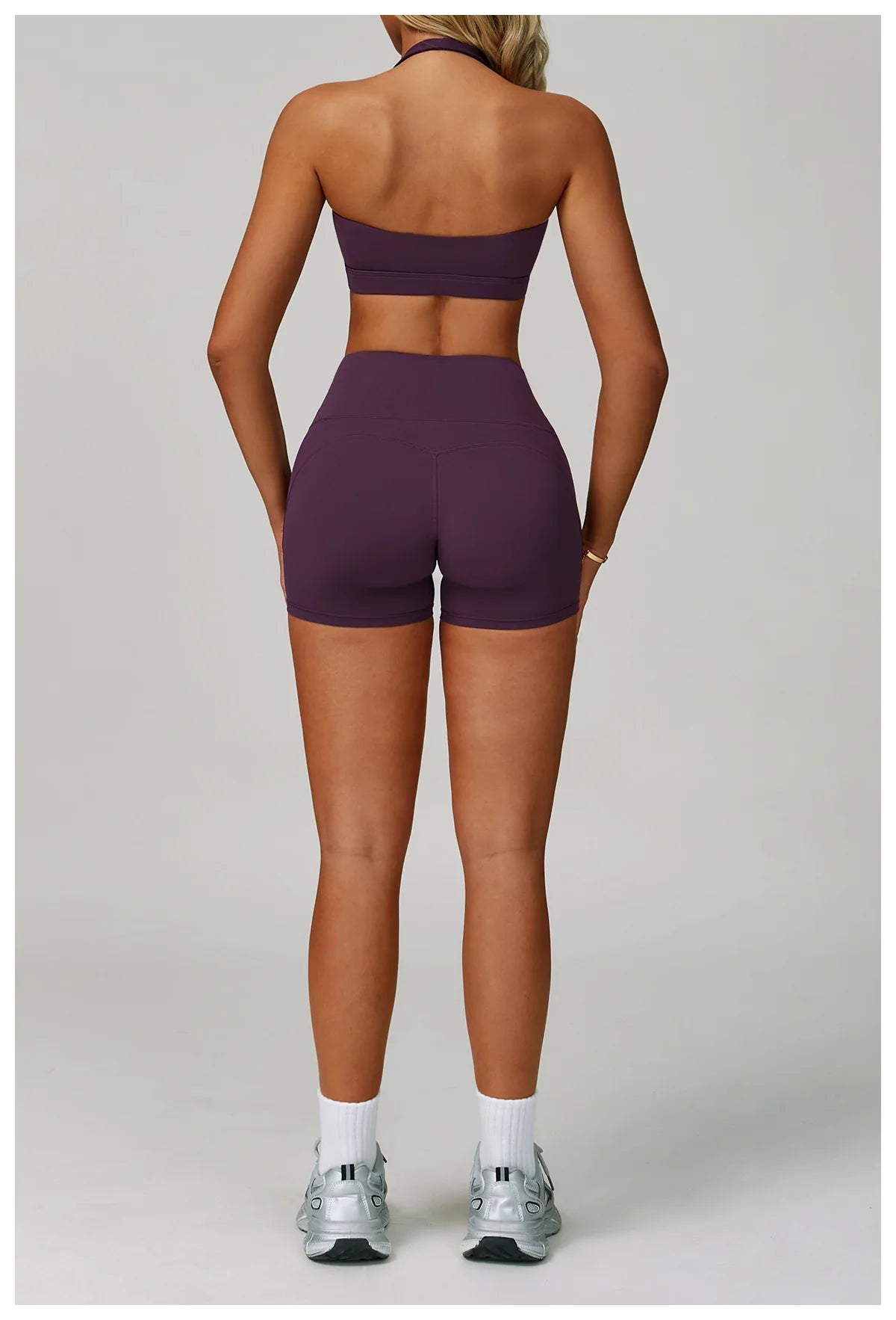 The Clothing Company Sydney women's 2-piece fitness tracksuit with high waist leggings and sports bra, ideal for yoga and workout.