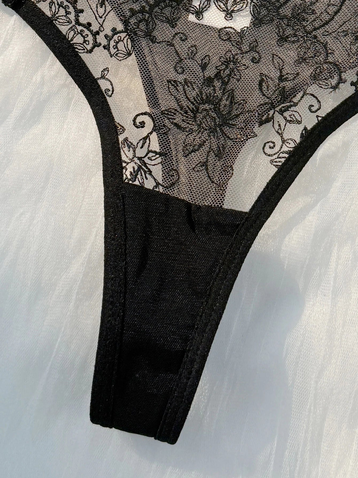 2 Piece Floral Pattern Bra and Brief underwear Lingerie set The Clothing Company Sydney