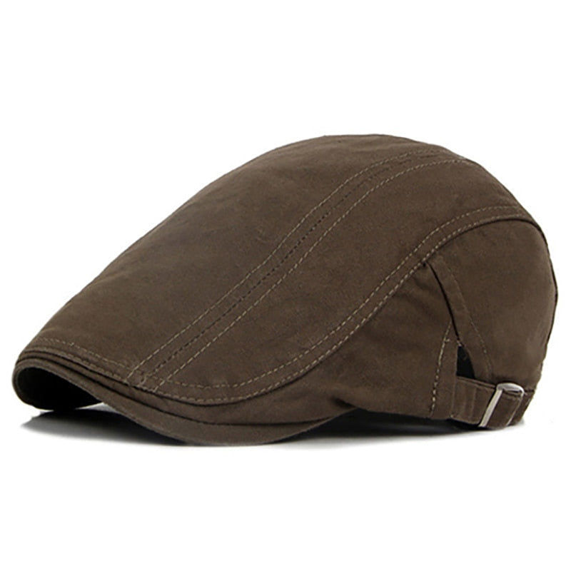 Cotton plaid flat cap for men and women, adjustable sun hat with classic newsboy and ivy style for summer and spring.
