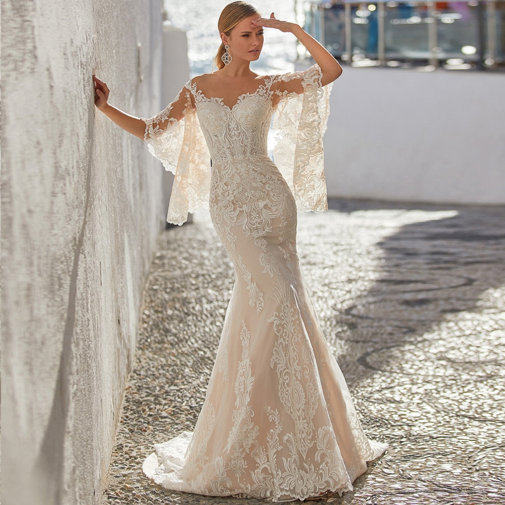 Charming Mermaid Wedding Sheer Neck Lace Bridal Gown with Flare