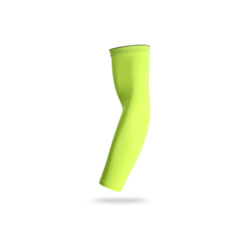 Sports arm compression sleeve by The Clothing Company Sydney, ideal for basketball, cycling, golf, running, with UV protection.