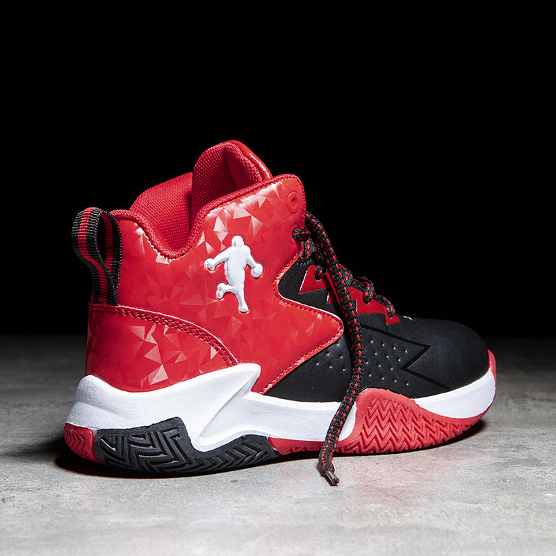 Kids basketball sneakers by The Clothing Company Sydney, breathable and comfortable boys and girls basketball shoes.