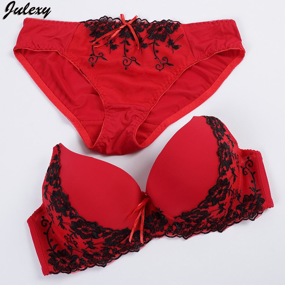 Two-piece lace embroidery bra and cotton brief lingerie set from The Clothing Company Sydney, featuring delicate lace details.
