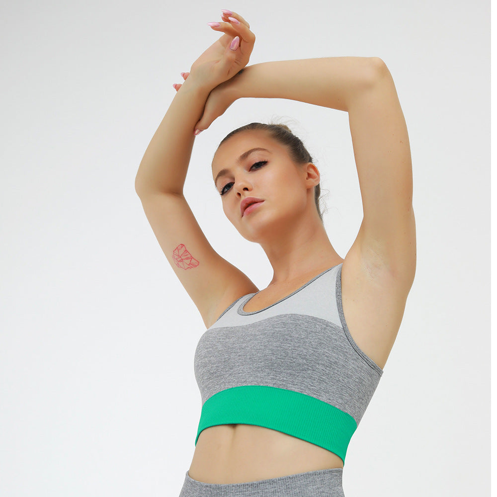 Seamless 2-piece sports suits set by The Clothing Company Sydney, includes athletic leggings and sports bra for yoga and gym workouts.