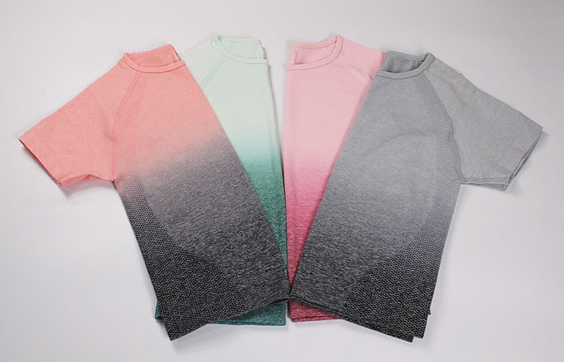The Clothing Company Sydney 2-piece sports yoga set with ombre leggings and athletic shirt for gym and fitness activities.