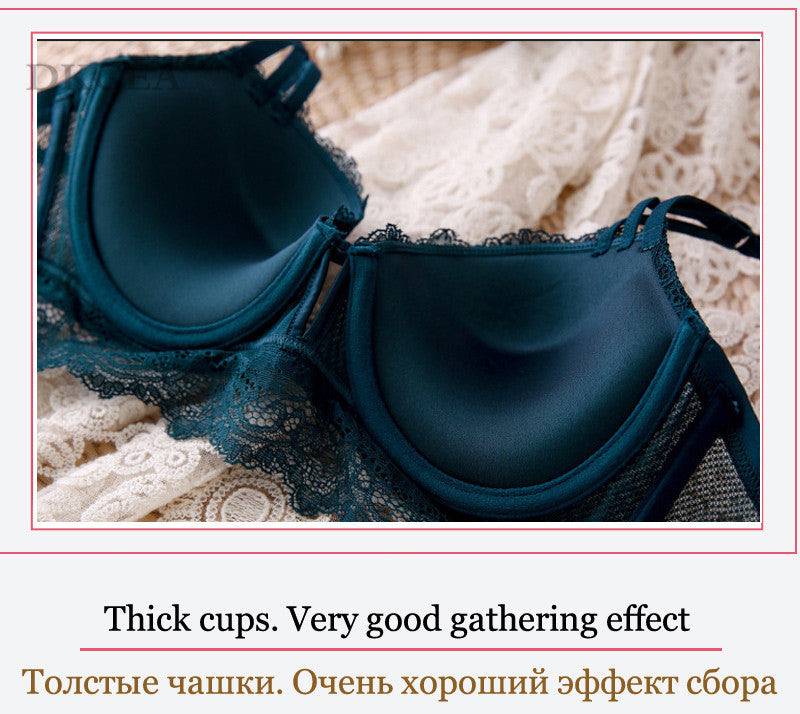 2-piece lace bra and panties set with push-up style, embroidered cotton lingerie from The Clothing Company Sydney.