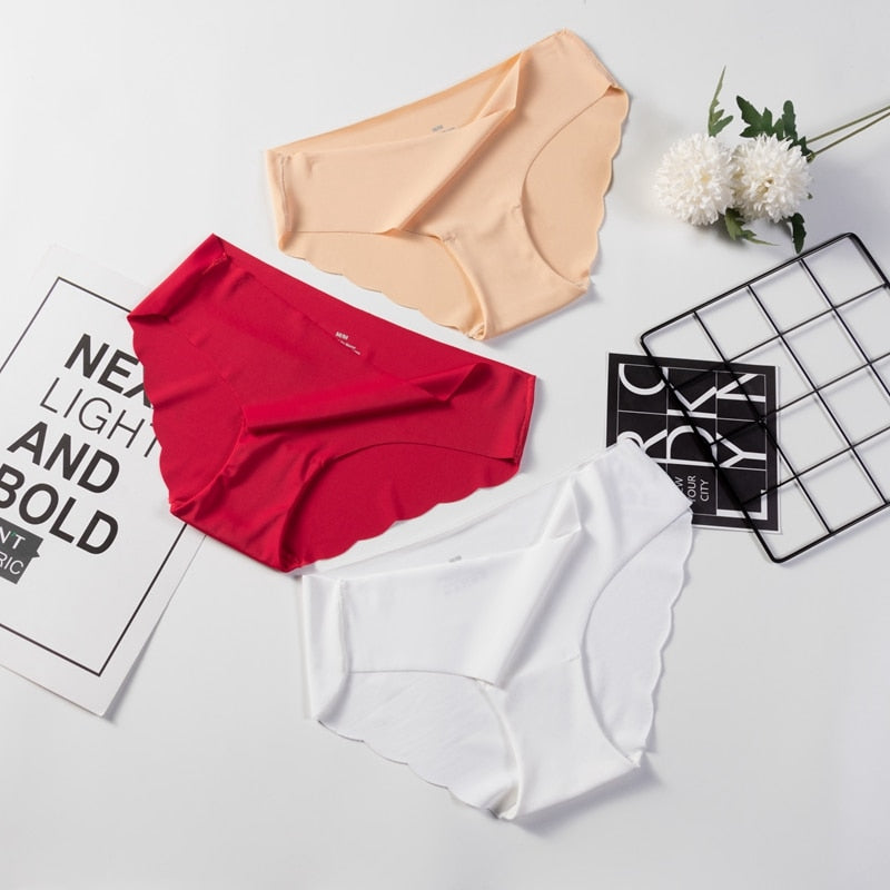 Three-pack of seamless solid color panties from The Clothing Company Sydney, comfortable and sexy briefs for women.