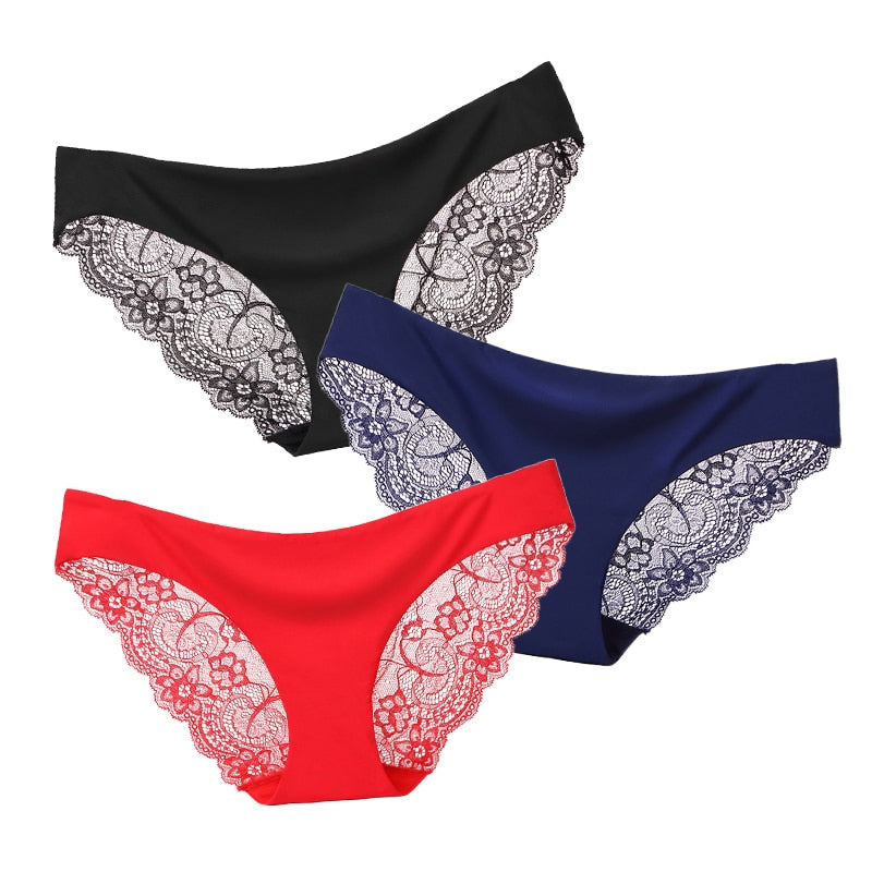 Three pack of seamless low-rise women's lace cotton briefs from The Clothing Company Sydney, breathable plus size underwear.