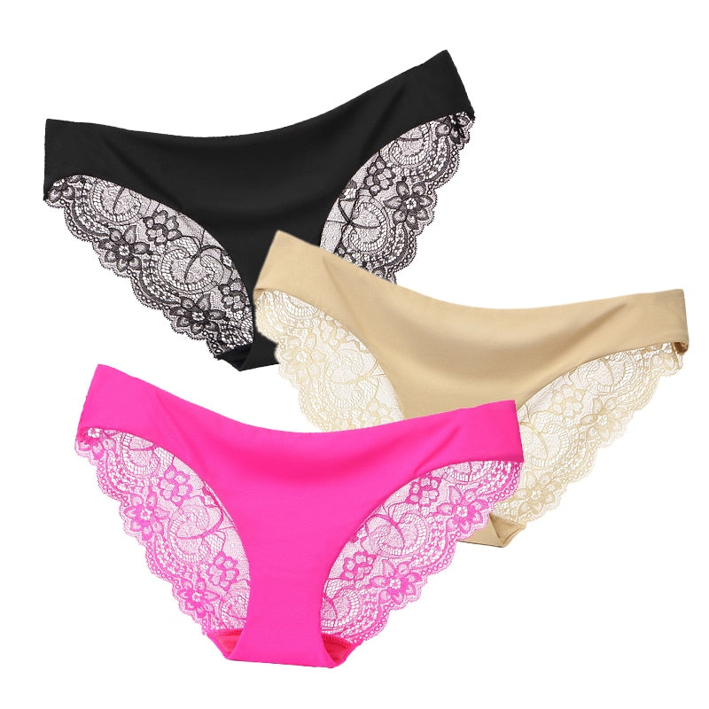 Three-pack of seamless low-rise lace cotton women's panties from The Clothing Company Sydney, breathable plus size underwear.
