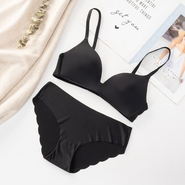Seamless wireless push-up bra and matching briefs set in simple style, comfortable and adjustable straps from The Clothing Company Sydney.