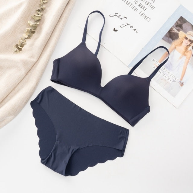 Seamless wireless bra and underwear set by The Clothing Company Sydney, simple style, adjustable straps, comfortable lingerie duo