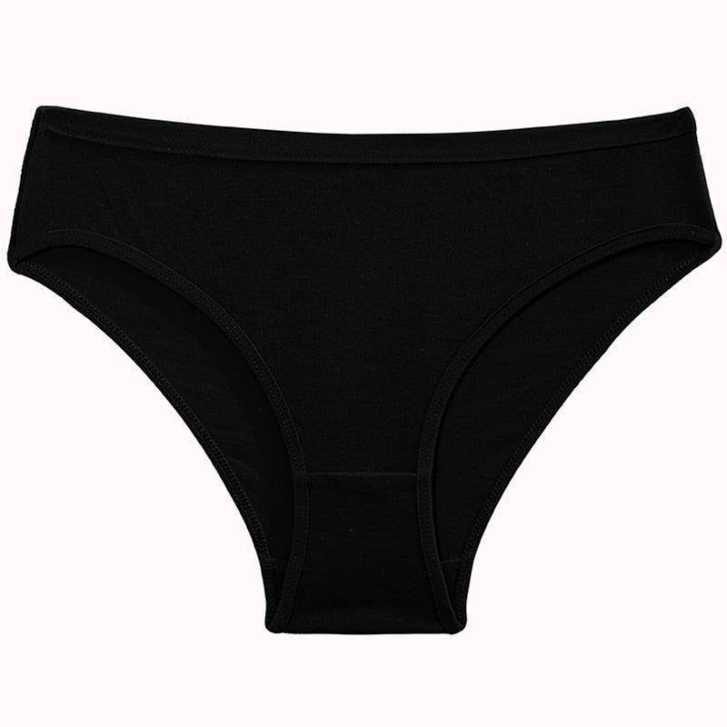Two-pack of The Clothing Company Sydney cotton mix panties with heart hollow-out design, low-waist seamless briefs in white and pink.