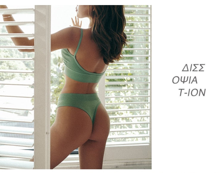 5-piece cotton underwear set including seamless bra, G-string, and panties by The Clothing Company Sydney, soft and comfortable lingerie.