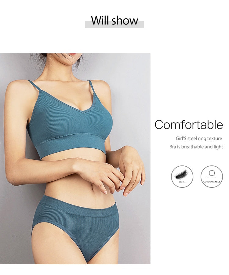 5-piece cotton underwear set including bra and panties, seamless bras, G strings, and thongs from The Clothing Company Sydney.