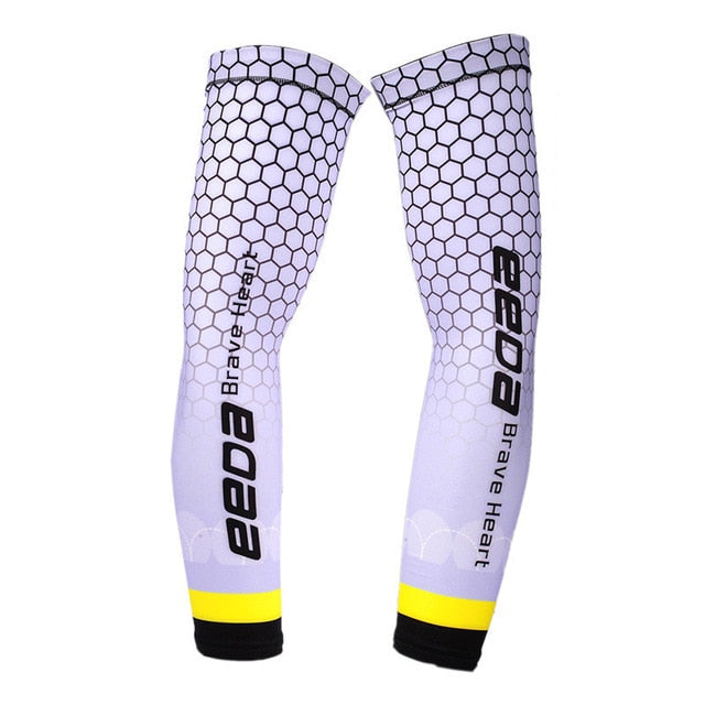 Black cycling and sports arm sleeves from The Clothing Company Sydney, UV sun protection, ideal for running, volleyball, basketball, and football.