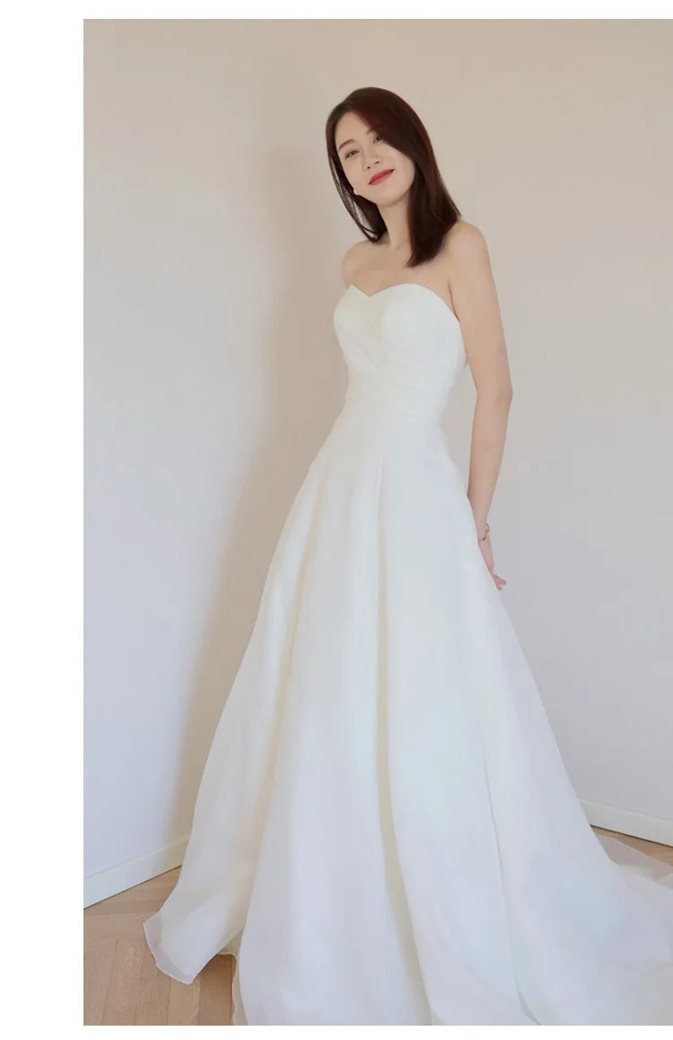 Strapless Elegant A-line Sleeveless Classic Lace Up Small Train Wedding Dress