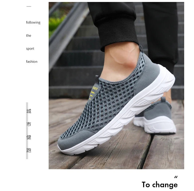 Lightweight Casual Breathable Slip on Male Casual Sneakers Anti-slip Men's Flats Outdoor Walking Shoes