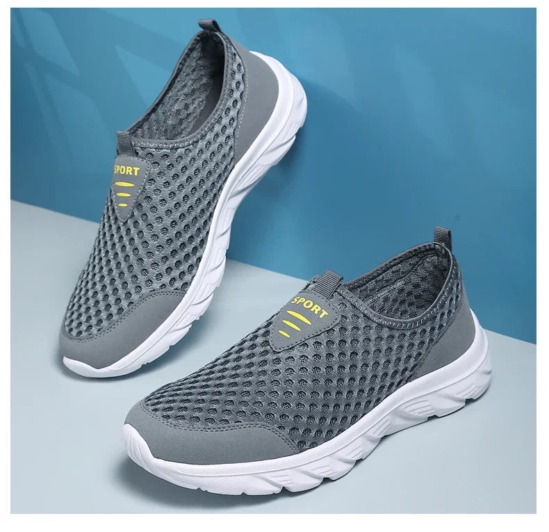 Lightweight Casual Breathable Slip on Male Casual Sneakers Anti-slip Men's Flats Outdoor Walking Shoes