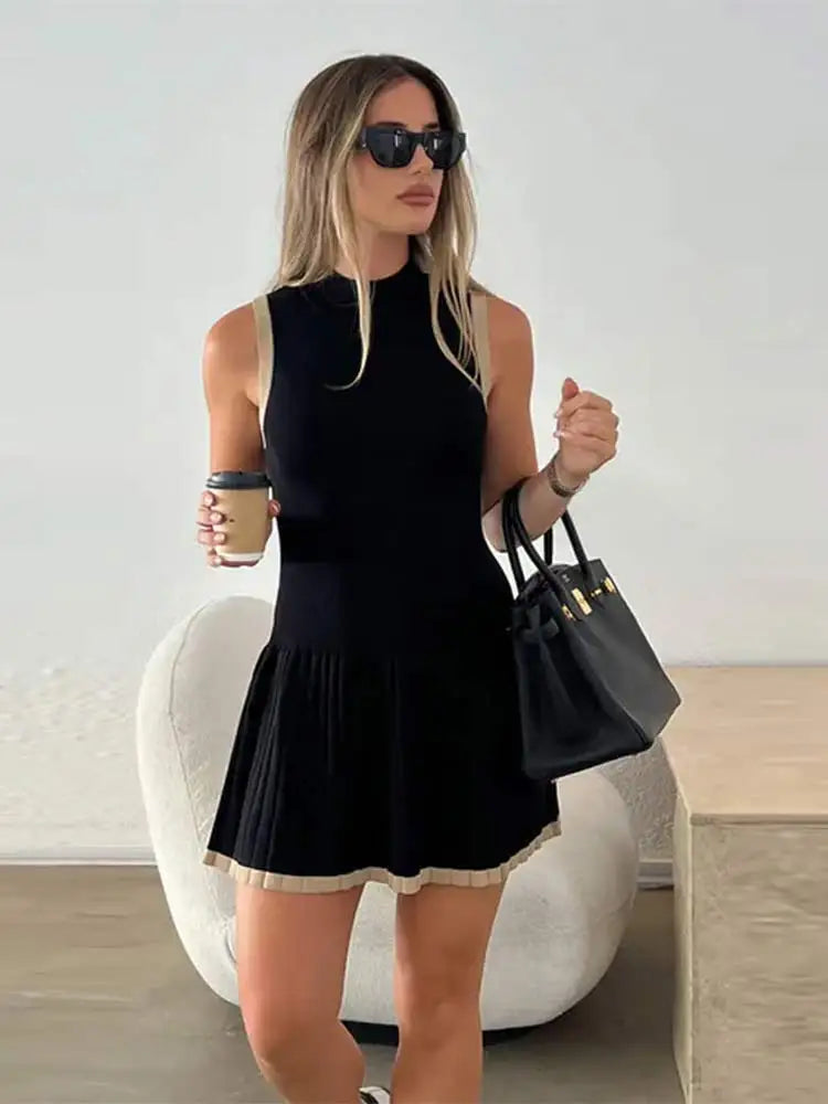 Women's Knitted O-neck Mini Dress Elegant Sleeveless High Waist Pleated Dresses