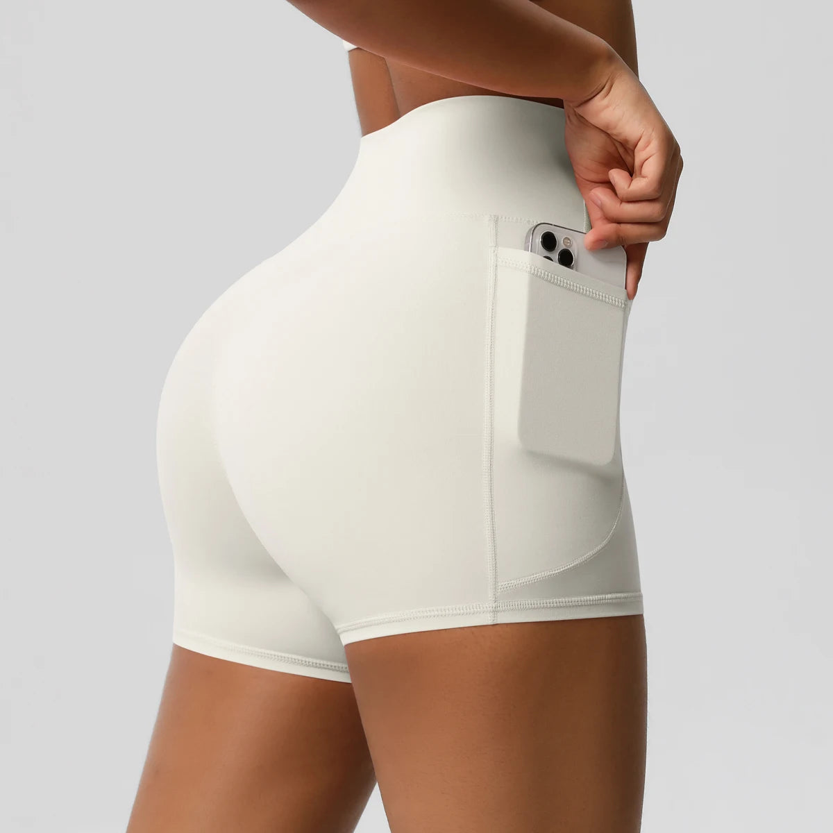 Women's Pocketed Yoga Legging Shorts Squat Proof High Waist Fitness Quick Drying Cycling Workout Gym Shorts