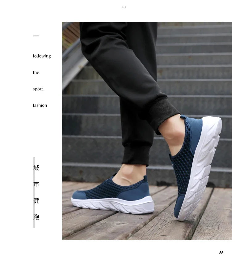 Lightweight Casual Breathable Slip on Male Casual Sneakers Anti-slip Men's Flats Outdoor Walking Shoes