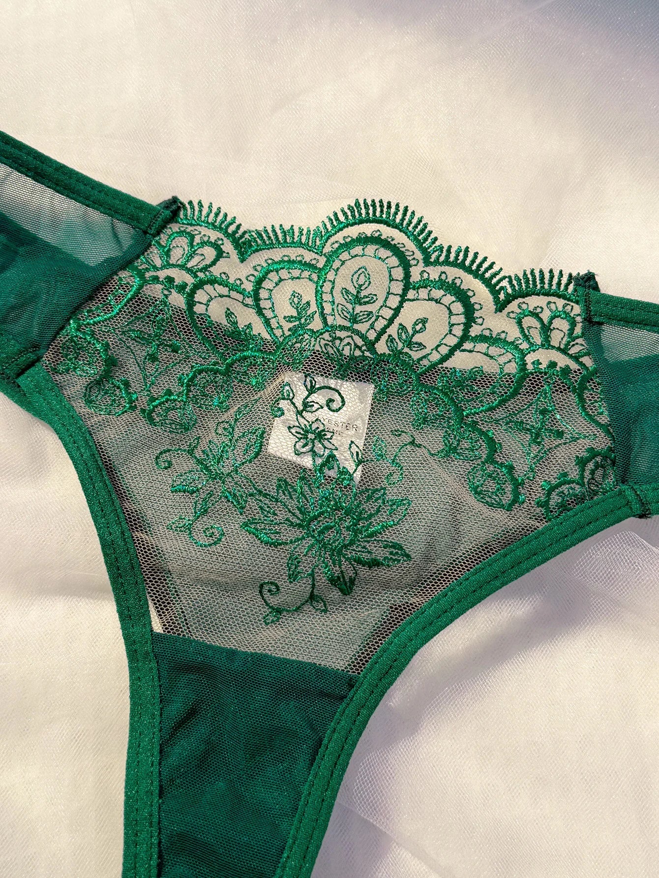 2 Piece Floral Pattern Bra and Brief underwear Lingerie set The Clothing Company Sydney