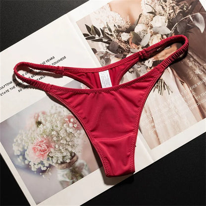 High Slit Ice Silk Thong with Elastic Pleated Waistband Sports V-shape Fitness G-string Plus Size Panties