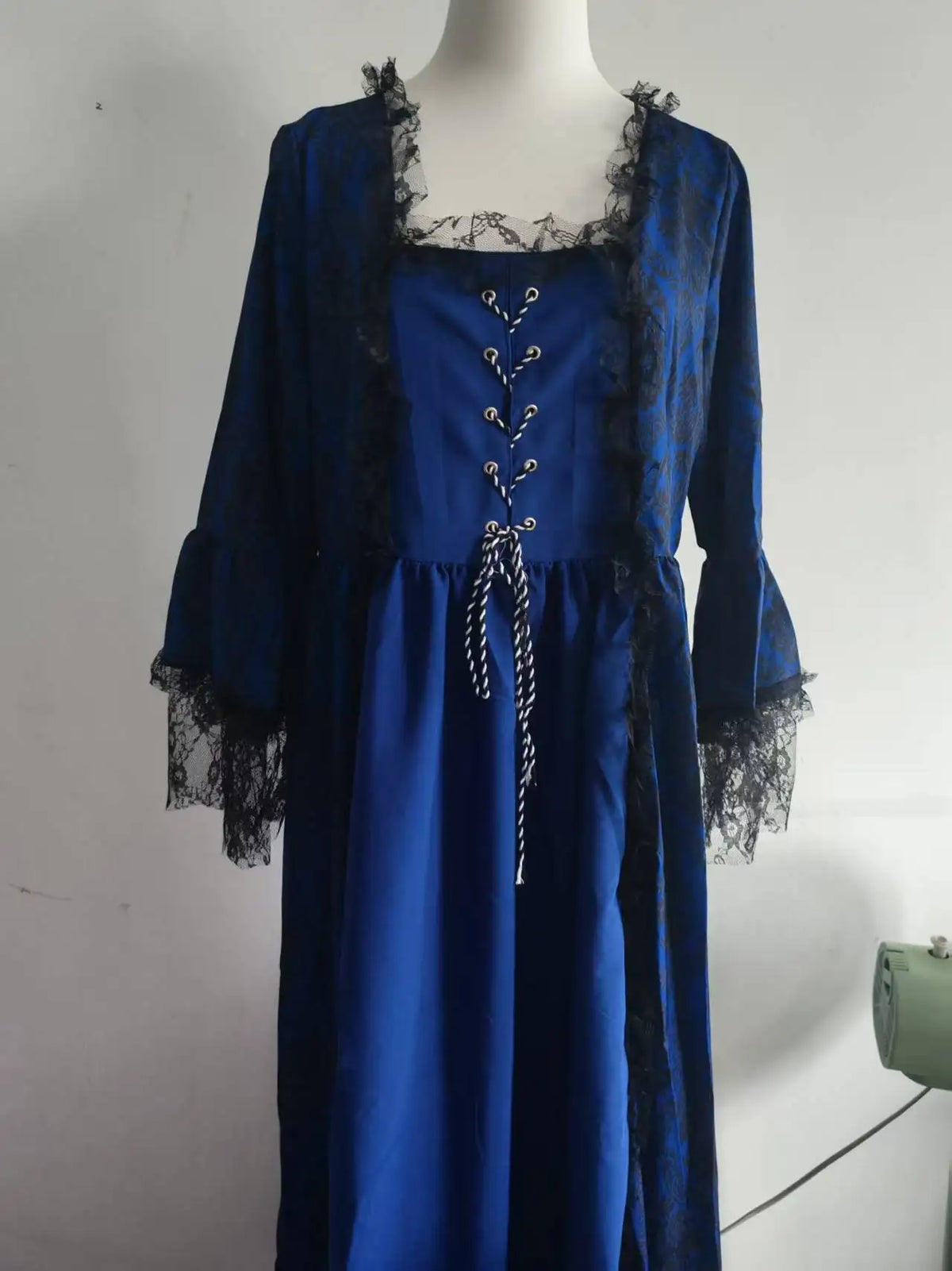 Medieval Victorian Court Lace Patchwork Gothic Halloween Witch Cosplay Party Costume Square Neck Flare Sleeve Maxi Dress