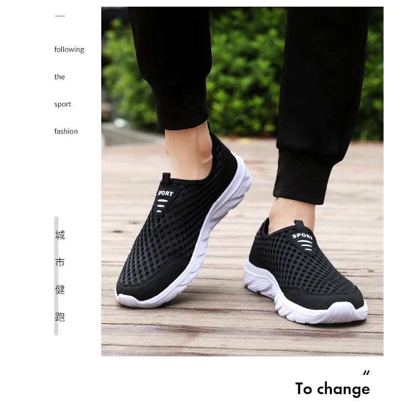 Lightweight Casual Breathable Slip on Male Casual Sneakers Anti-slip Men's Flats Outdoor Walking Shoes