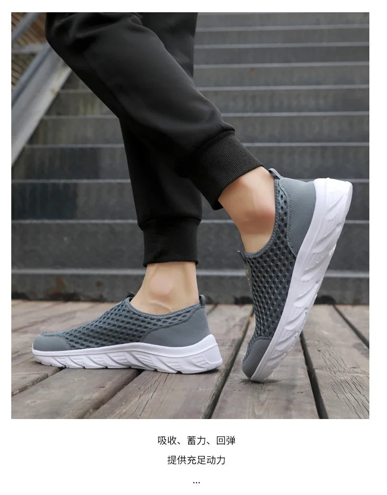 Lightweight Casual Breathable Slip on Male Casual Sneakers Anti-slip Men's Flats Outdoor Walking Shoes