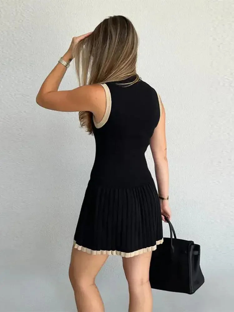 Women's Knitted O-neck Mini Dress Elegant Sleeveless High Waist Pleated Dresses