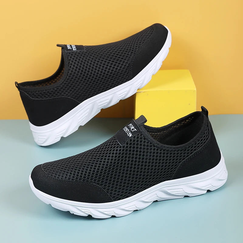 Lightweight Men's Breathable Slip on Casual Sneakers Anti-slip Flats Outdoor Walking Shoes