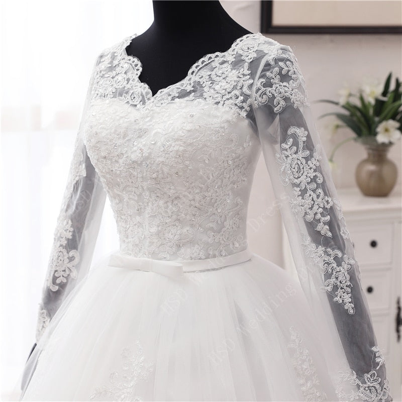 Lace Appliques Wedding Dresses White Long Sleeve Tulle Bridal Gowns Plus  Size