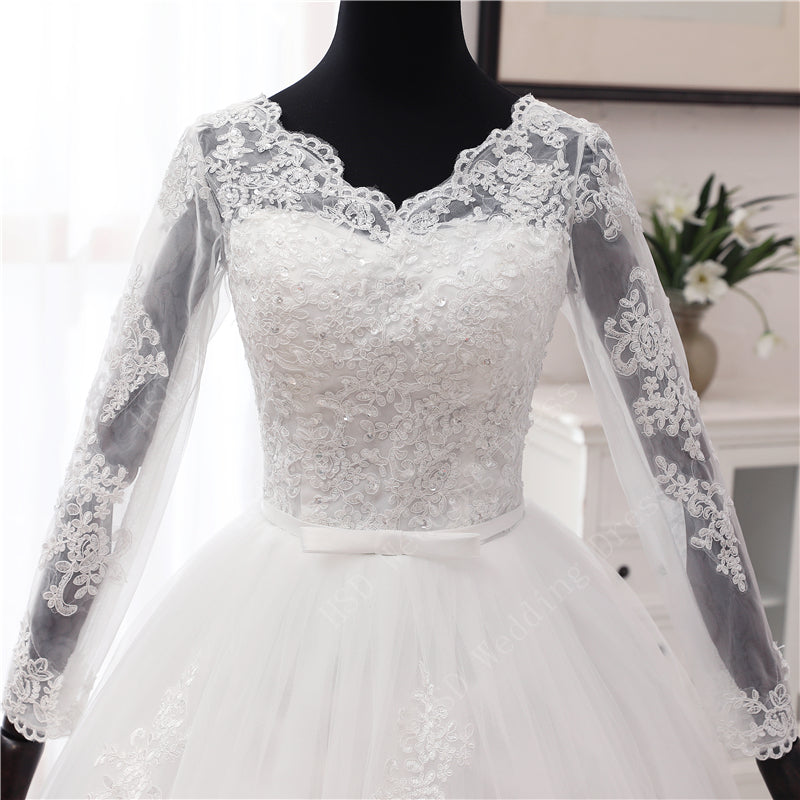 Spring Lace Appliques Wedding Dresses Long Sleeve White V-Neck Princess Bride Wedding Gowns Plus Size The Clothing Company Sydney