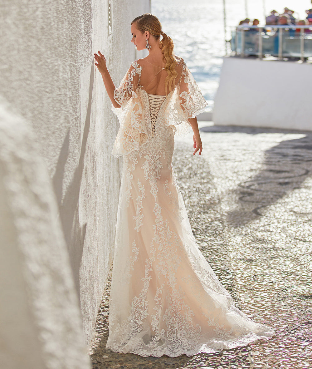 Charming Mermaid Wedding Sheer Neck Lace Bridal Gown with Flare