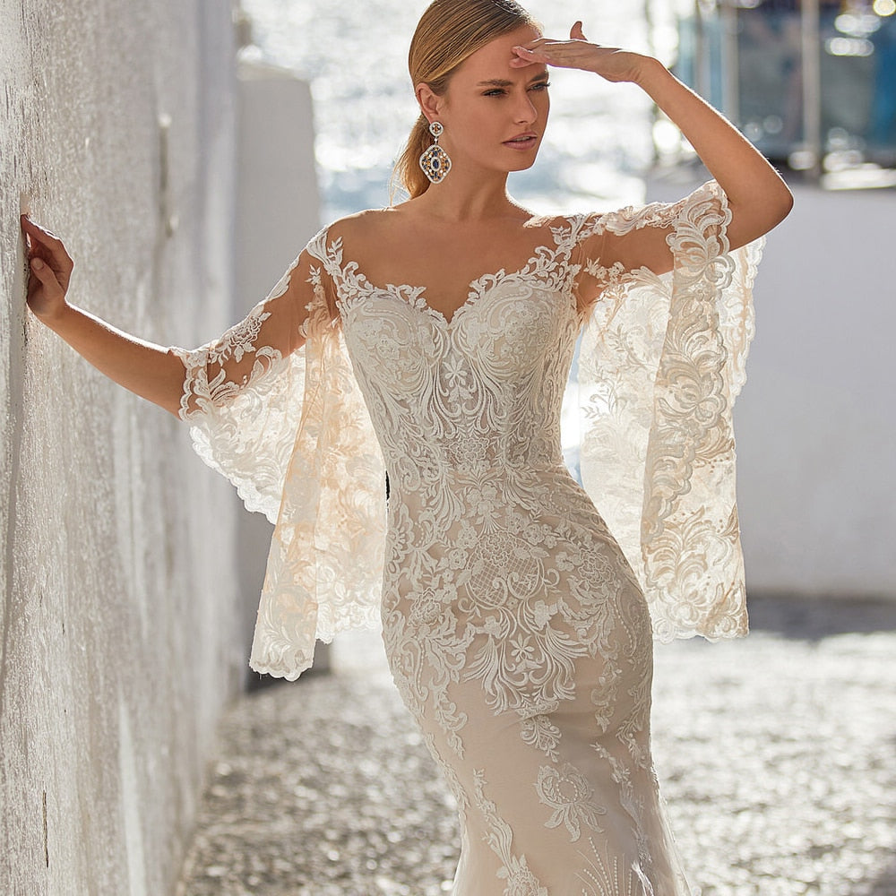 Charming Mermaid Wedding Sheer Neck Lace Bridal Gown with Flare